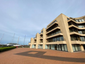 Beautiful apartment on the marina